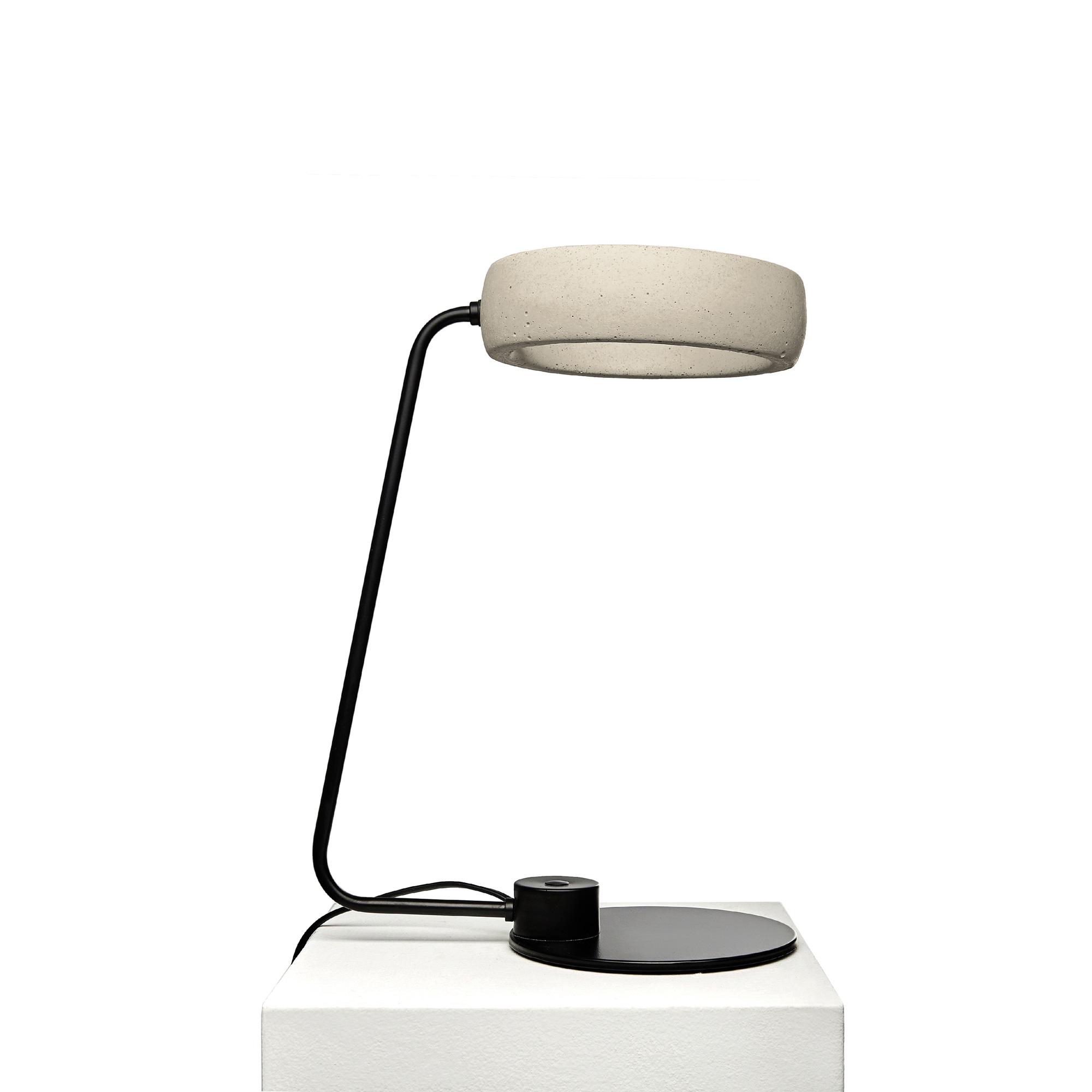 GHETTO T AMO Design By Urbi Et Orbi Studio Cement Table Light
