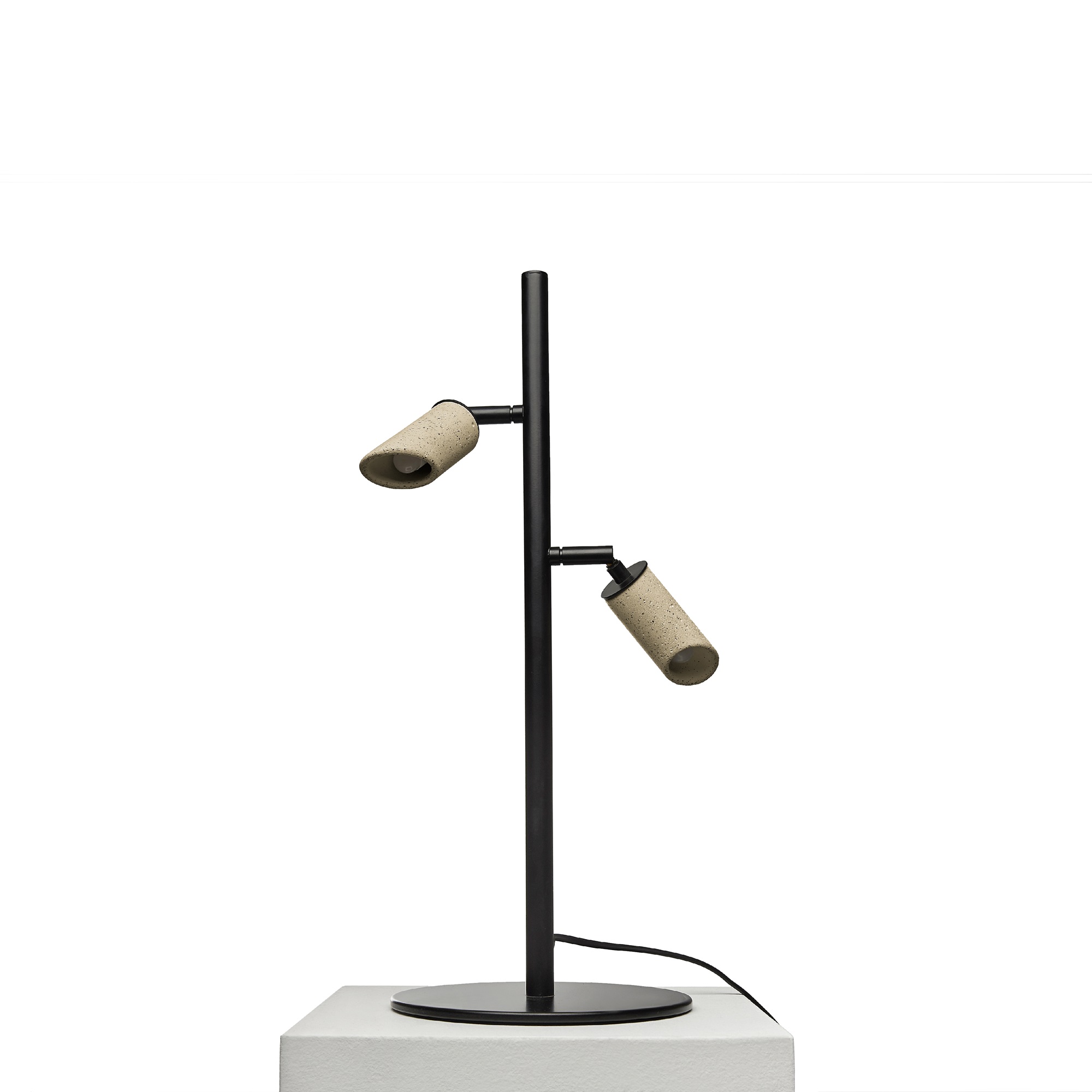 MACEO T BEIGE Design By Urbi Et Orbi Lampe De Concrete Table Lamp