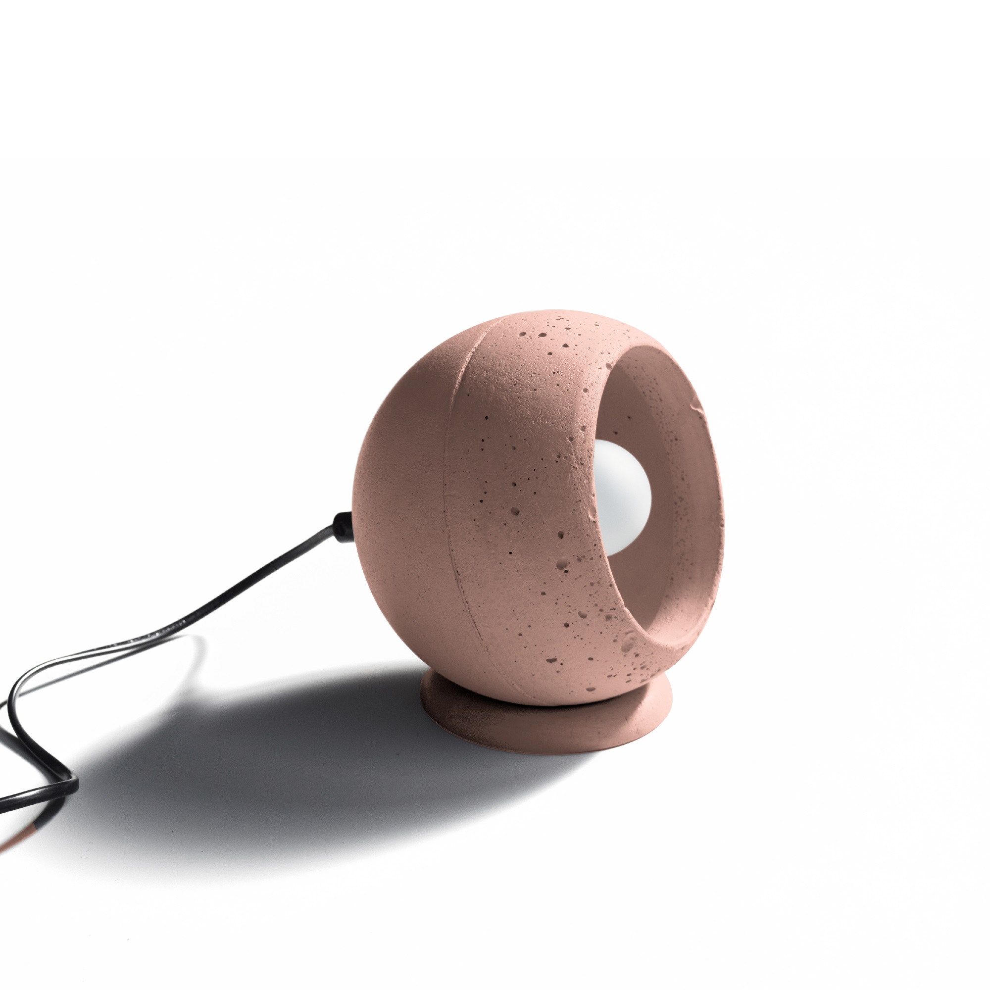 SUPERFLY T ROZ Design By Urbi Et Orbi Concrete Table Lamp